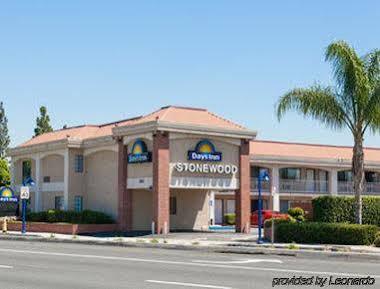 Days Inn By Wyndham Downey Ngoại thất bức ảnh